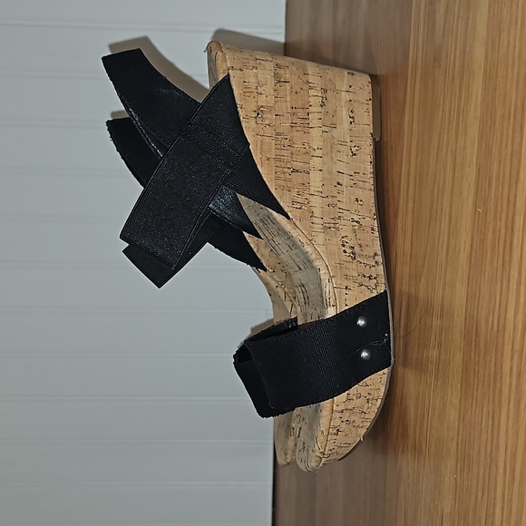Lucky brand black and cork wedge like new - Picture 3 of 8